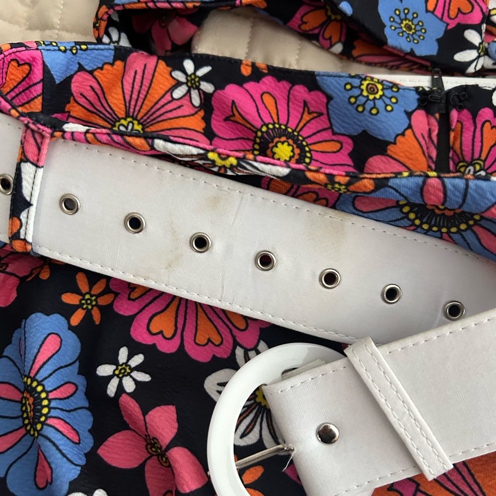 Unique Vintage Smak Parlour Floral Halter Top and Skirt Set - Picture 5 of 5